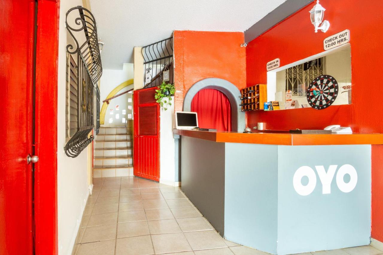 Hotel Oyo Santiago,